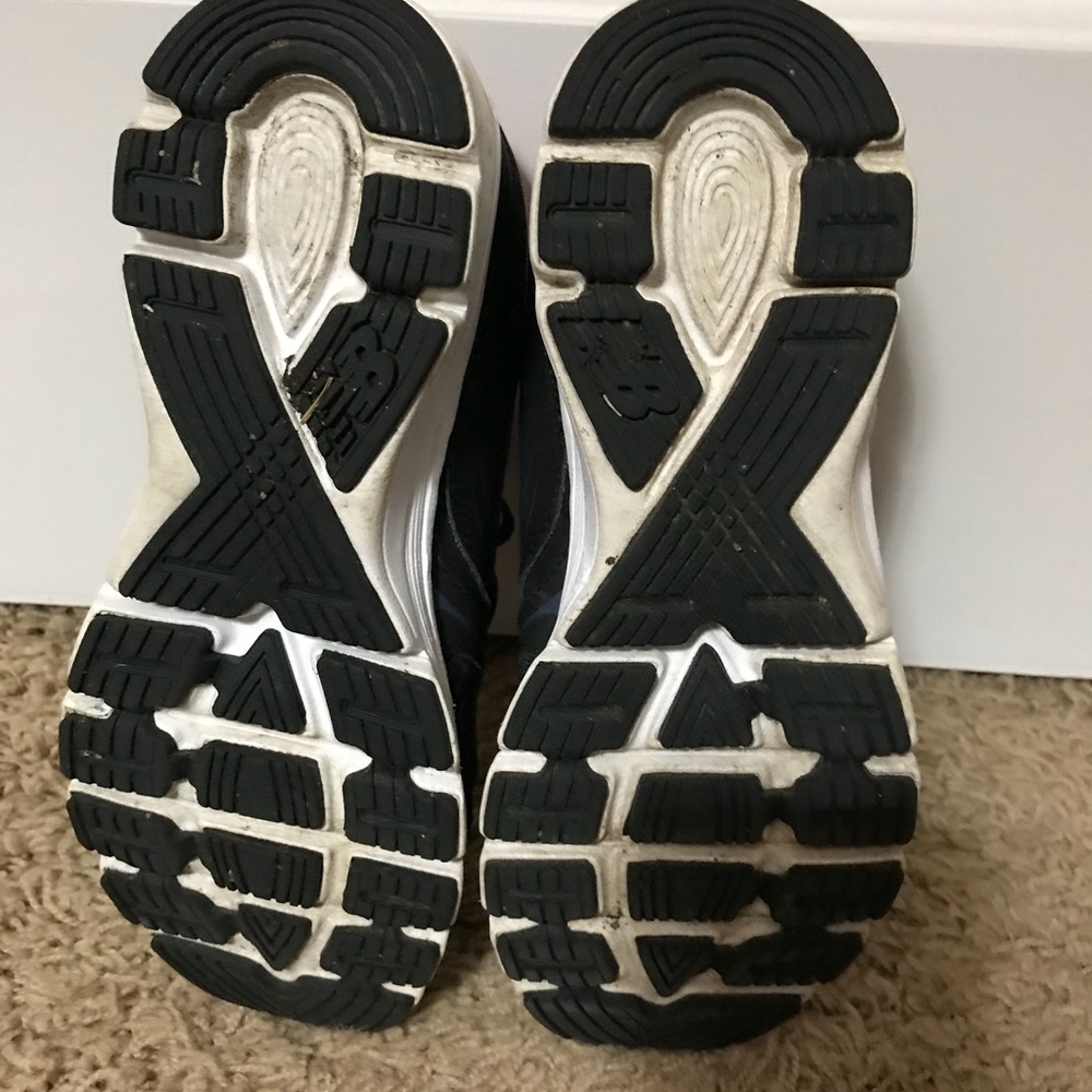 New Balance size 8